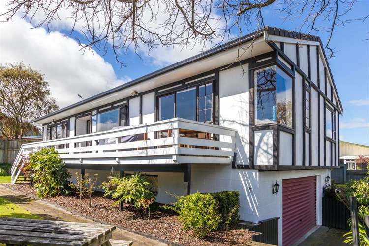 2/40 Puriri Street Hilltop_19