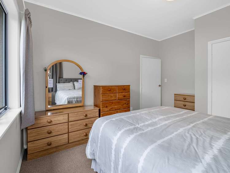 66 Great North Road Saint Johns Hill_13