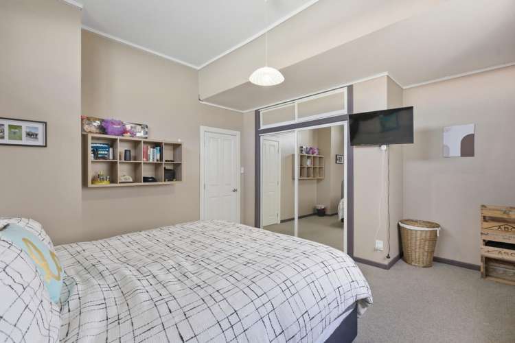 60 Tukapa Street Westown_16