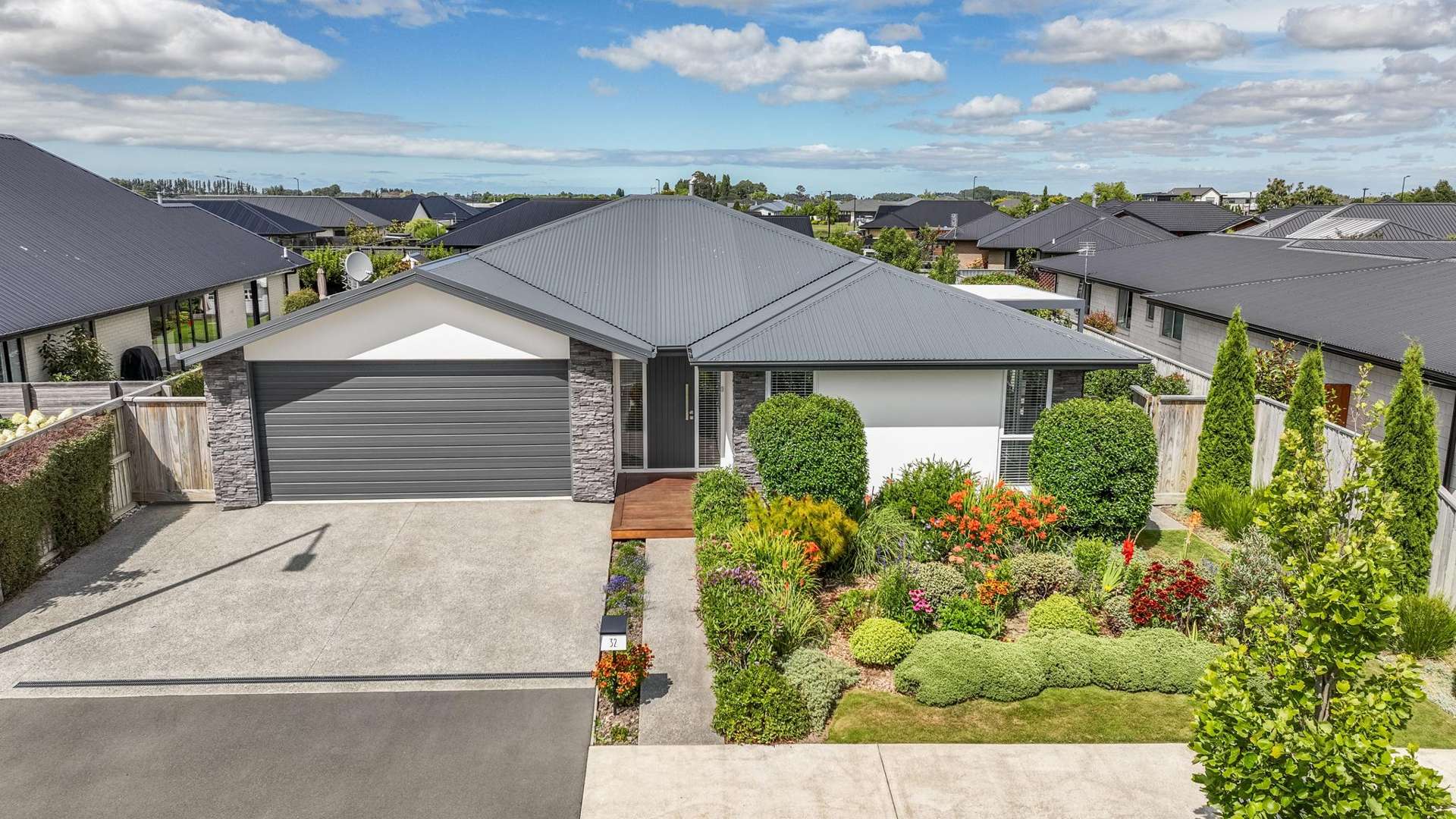 32 Whitehorn Drive Lincoln_0