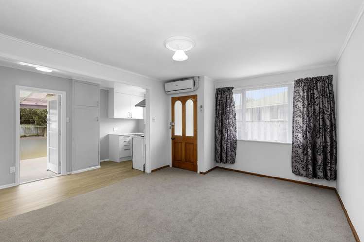 8A Stamford Grove Avalon_0