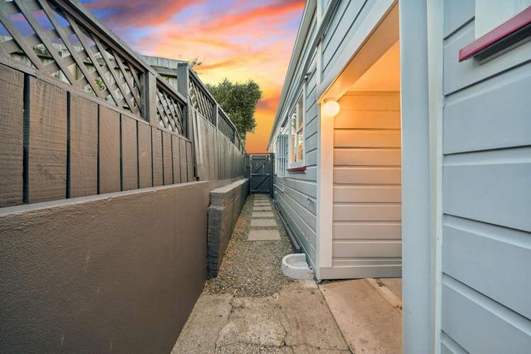 66 Te Wharepouri Berhampore_31