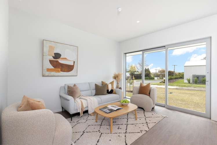 15A & 15D Neale Avenue Stoke_1