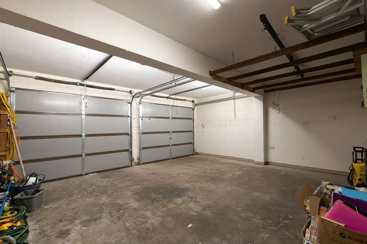 2 Holmcroft Court Cracroft_17