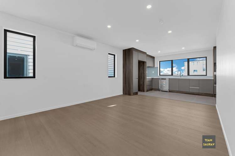 9,11,13 Awhi Way Karaka_15