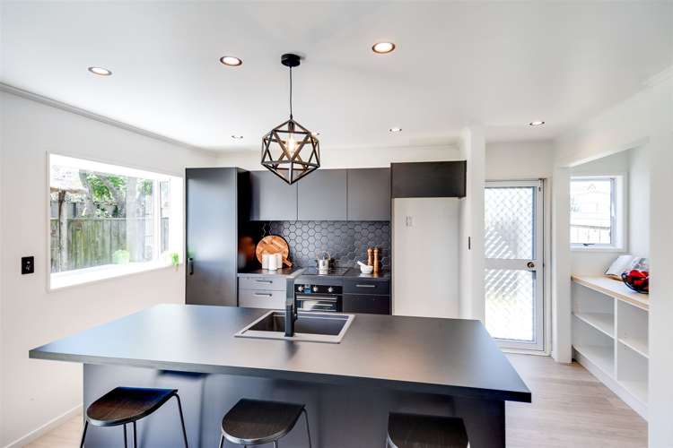 93a Charles Street Westshore_2