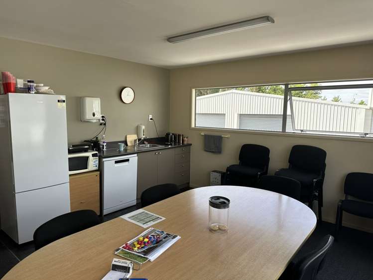 9 Manadon Street Spotswood_3