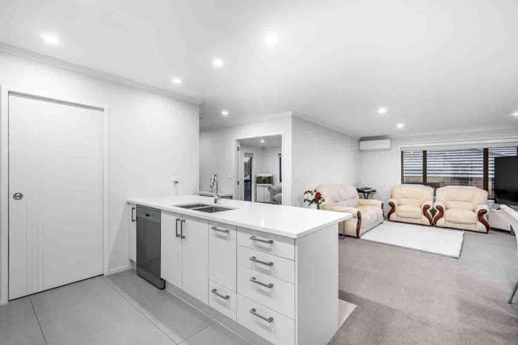 10 Helenvale Crescent_2