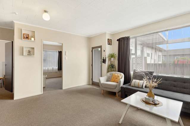 2/54 Weston Avenue Roslyn_4