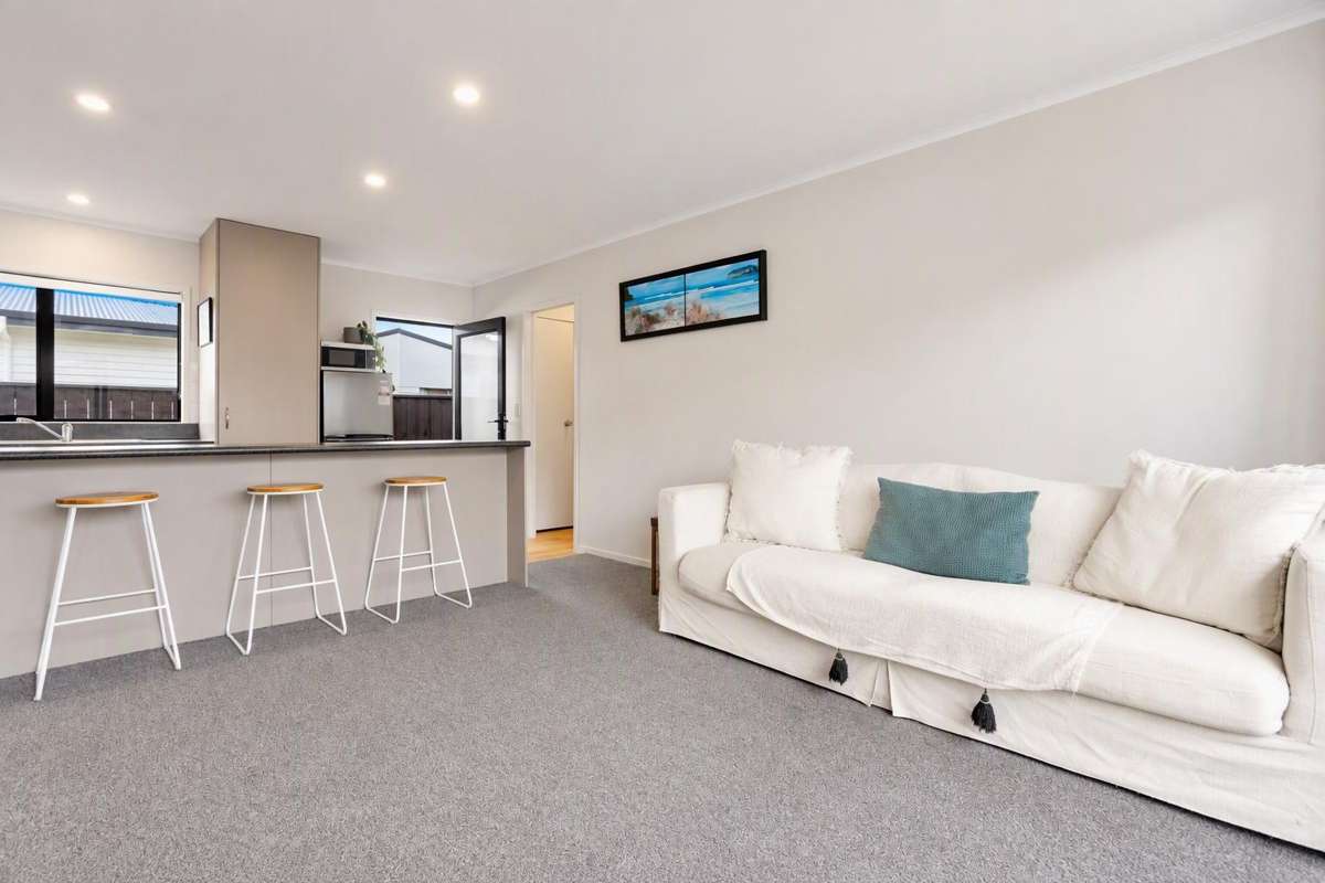 4a Somme Crescent_1