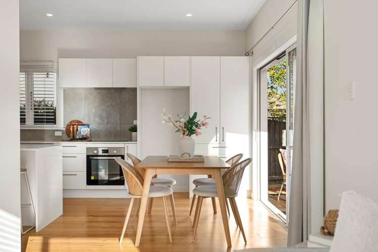 55 Chrystal Street Richmond_8