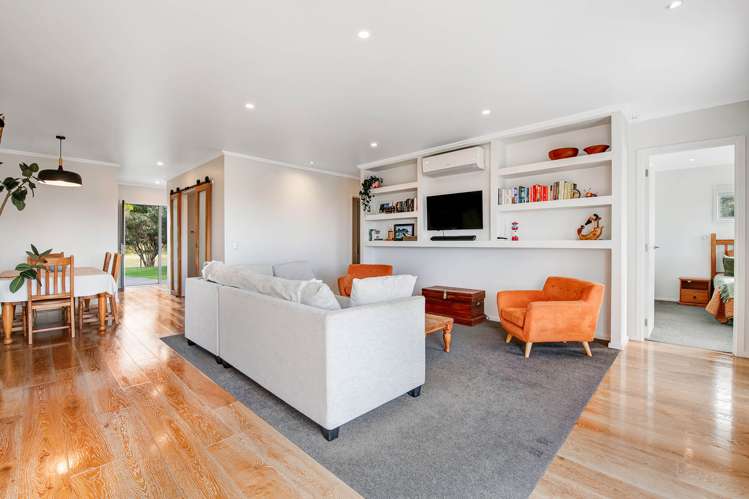 51 Balboa Drive Matakatia_11