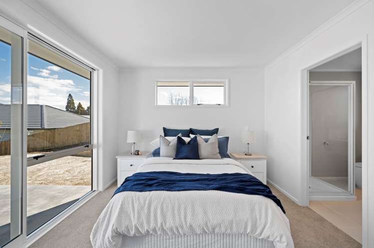 16 Kohekohe Drive Owhata_8