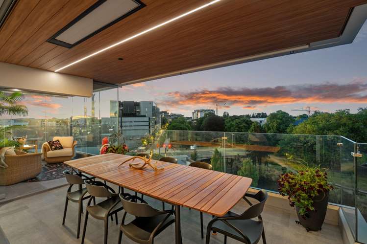 4A/66 Oxford Terrace_0