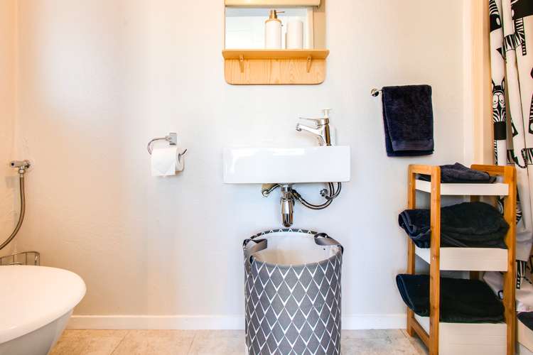 805 Duke Street Mahora_18