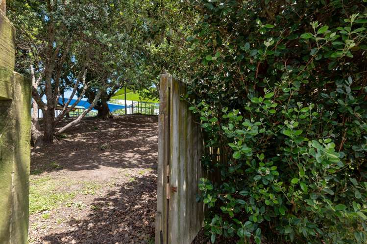 94 Saddleback Rise Murrays Bay_21