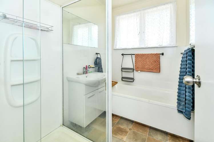 50 Christmas Road Manurewa_14