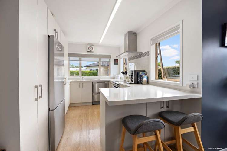 11c Lillian Place Orewa_4