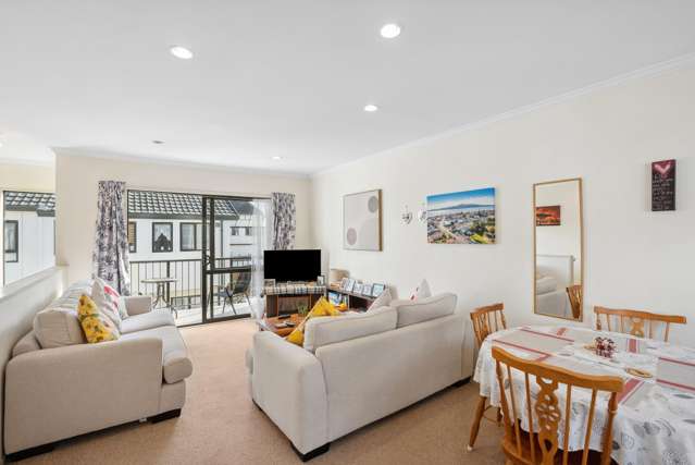 THE BEACH TOWNHOUSE