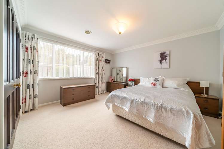 19 Comeskey Grove Elderslea_20