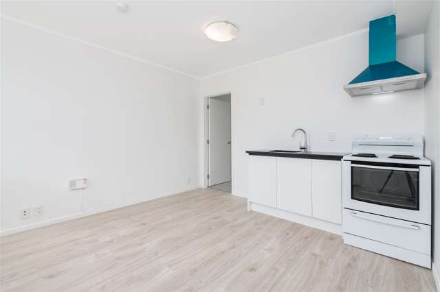 4/2 Waitati Place New Windsor_2