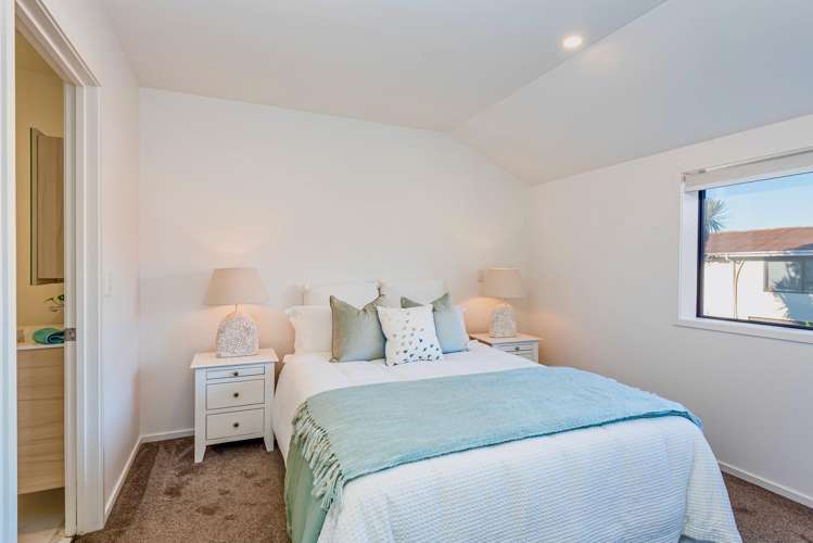 1/66 Longfellow Street Sydenham_12