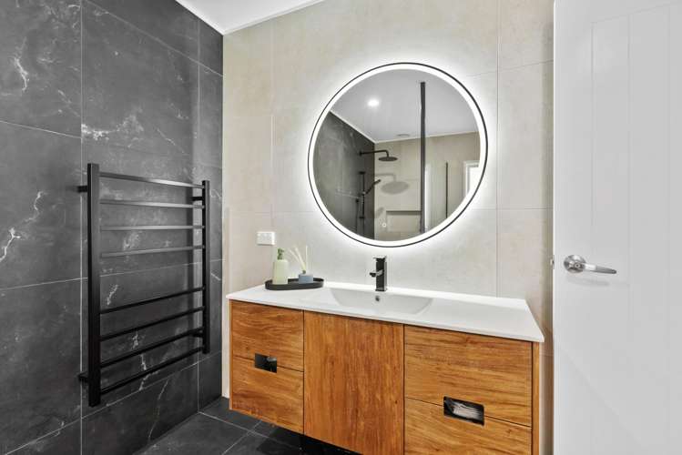 3 May Grove Lane Tamaterau_17