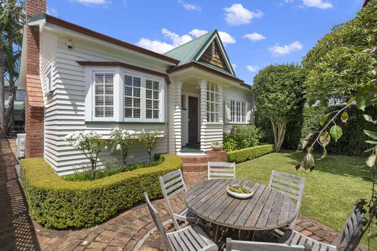 3 Rhodes Avenue Mount Albert_12