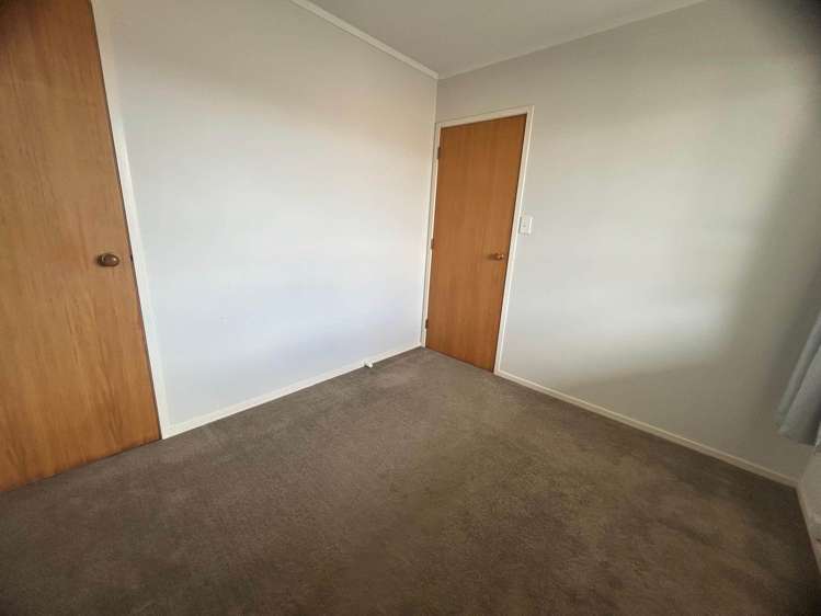 1/16 Cambric Place Botany Downs_8