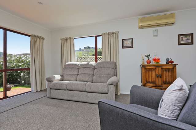 2/14 Nicholas Street Taradale_2