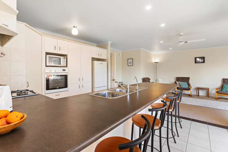 17 Glenross Drive Wattle Downs_6