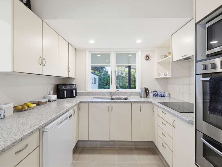 43 Norfolk Crescent Feilding_13