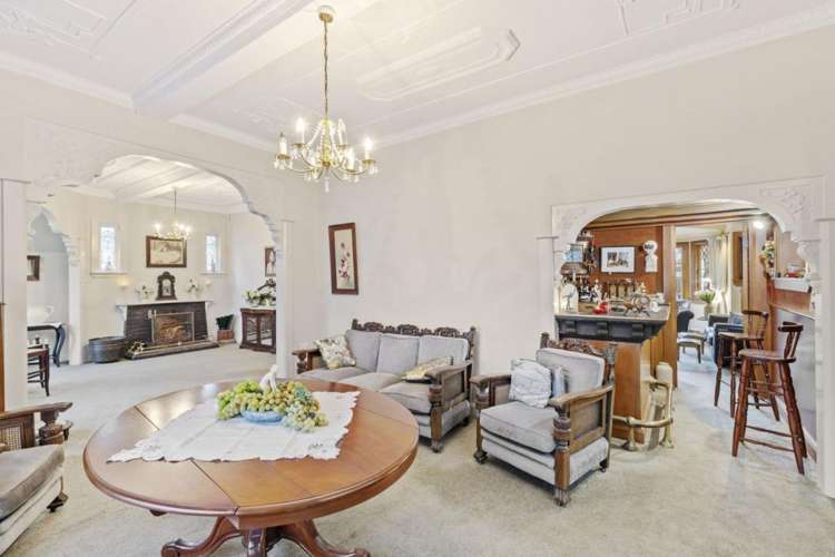 209 Victoria Avenue 2138_5