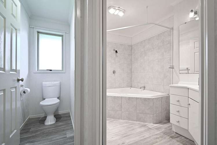1206 Kaiapo Road Camberley_12