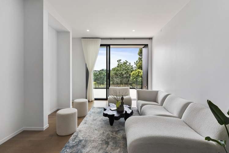 326 Flat Bush School Road Flat Bush_12