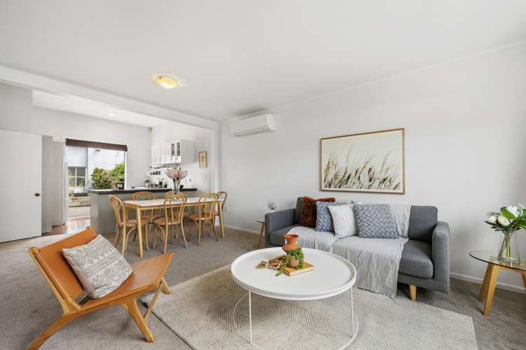 7 Myrtle Crescent Mount Cook_6