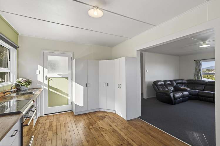 15 Simons Street Moturoa_21