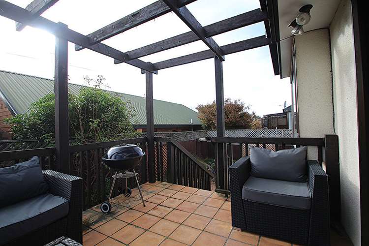 2/15 Lowry Avenue Redwood_14