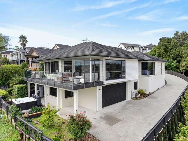 25 Aurora Avenue Welcome Bay_1