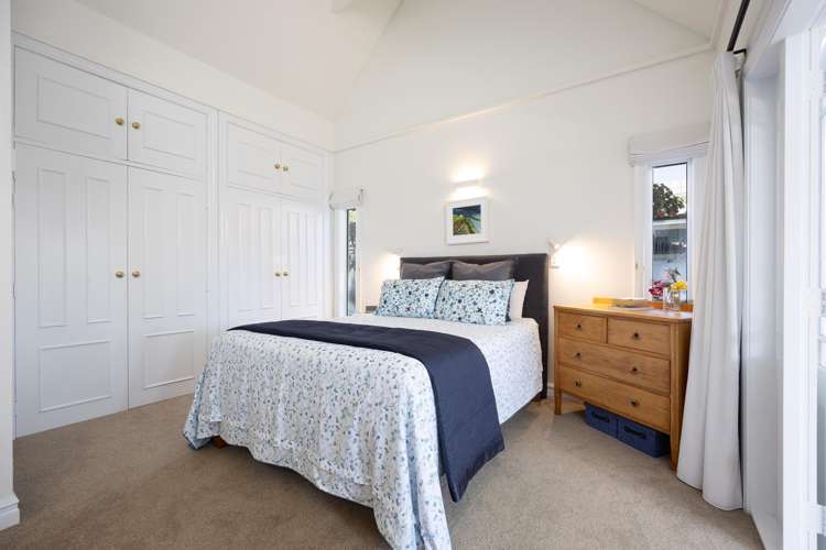 4 Seymour Avenue The Brook_10