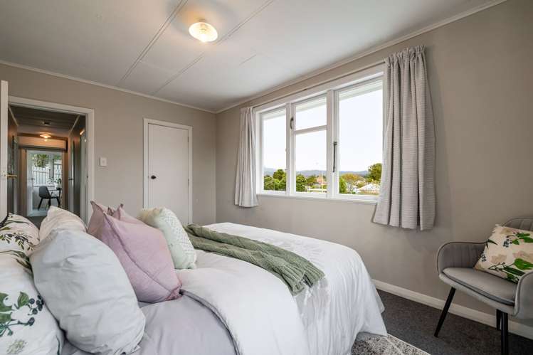 55 Upham Terrace Roslyn_12
