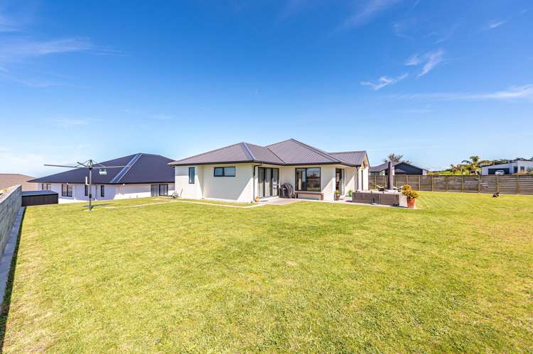 25 Tirimoana Place Otamatea_21