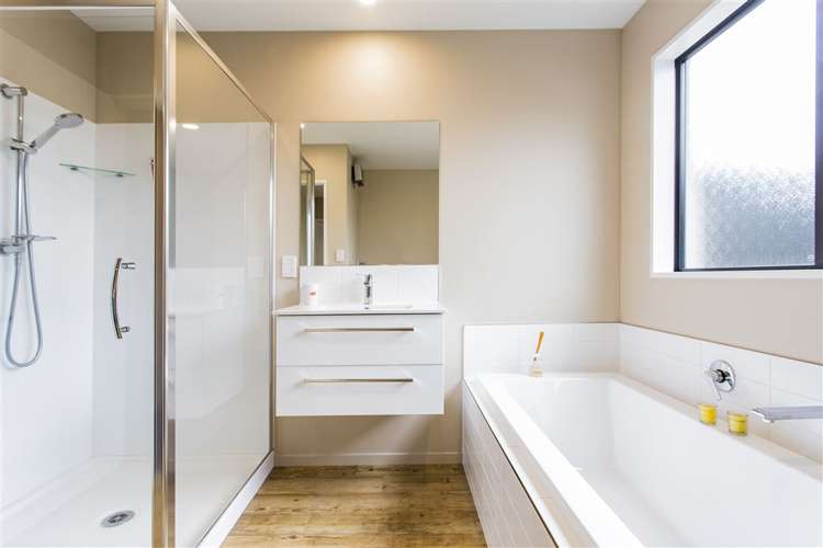 1/23 Main Road Redcliffs_7