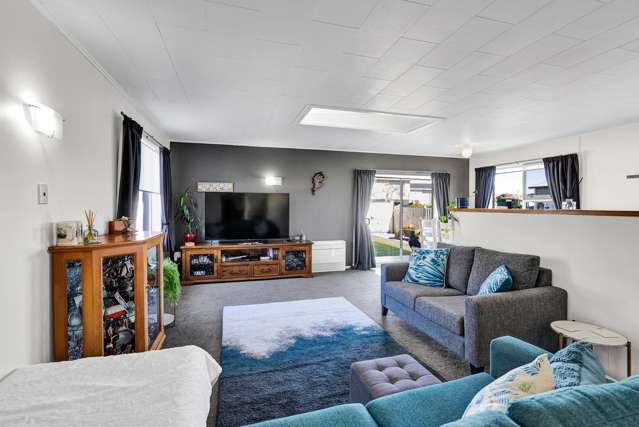 23 Clifton Drive Waitara_2