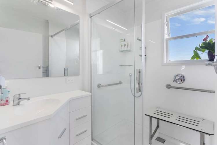 130 Rowandale Avenue Manurewa_11