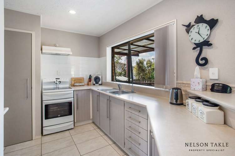 12 Muirfield Street Wattle Downs_5