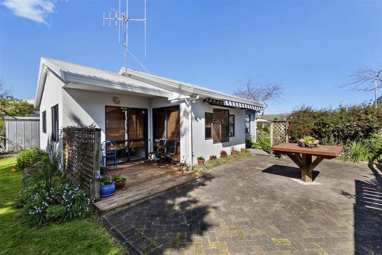 51 Splitt Avenue Glenview_1