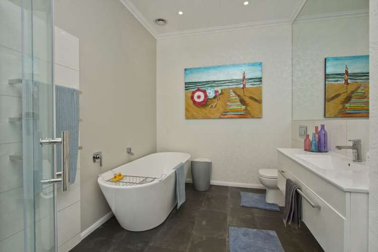 38 Wai-Iti Crescent Woburn_9