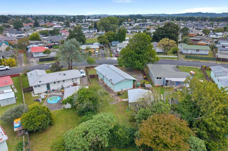 8 Winiata Terrace Papakura_11