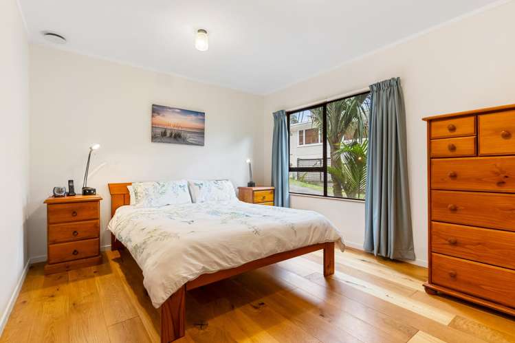 2/120 Riddell Road Glendowie_11